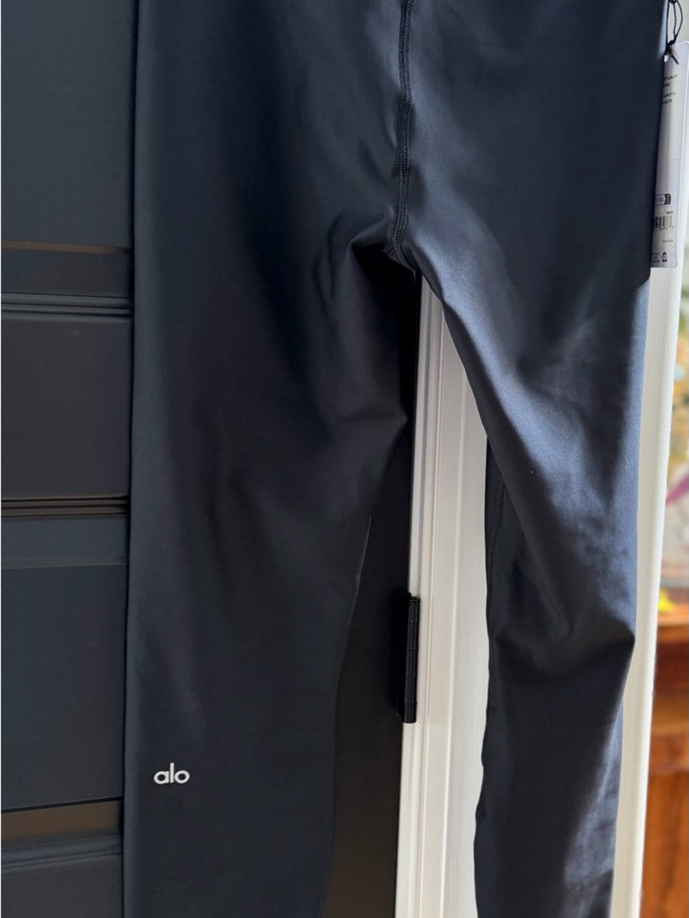 ALO airlift legging - Picture 4 of 4